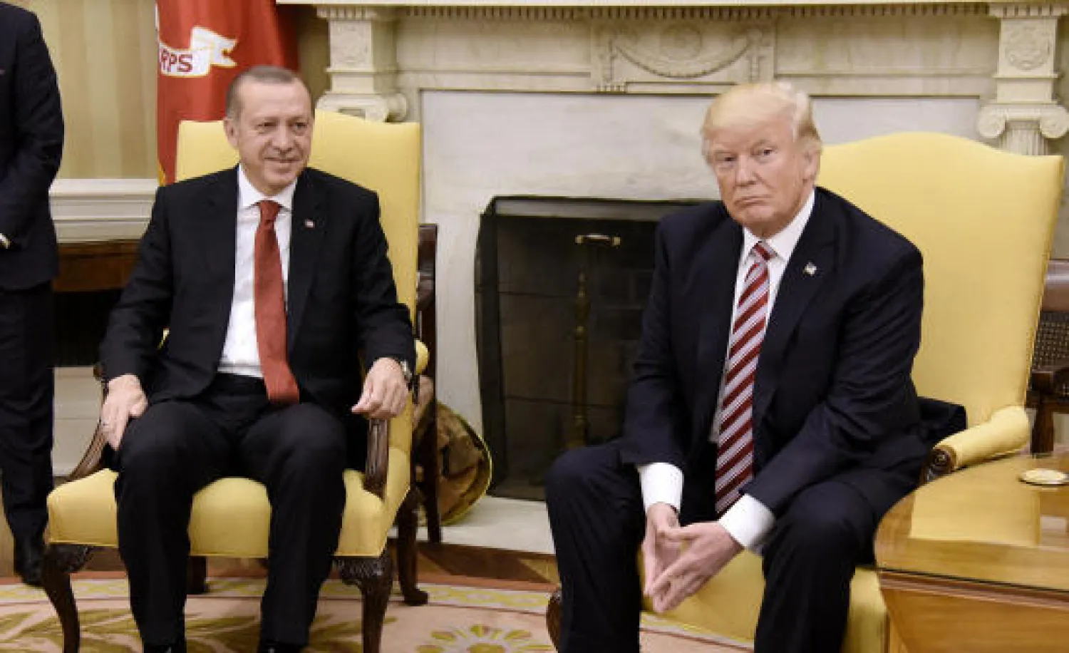 الرئيس الأميركي دونالد ترمب ونظيره التركي رجب طيب إردوغان خلال لقاء جمعهما في البيت الأبيض في مايو 2017 (أ.ف.ب)