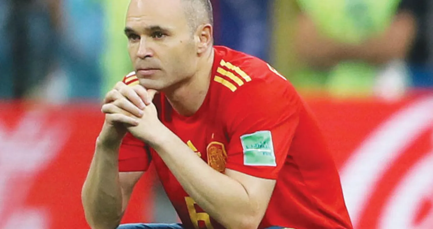 إنييستا أنهى مسيرته الدولية مع إسبانيا بنتيجة مريرة (رويترز)
