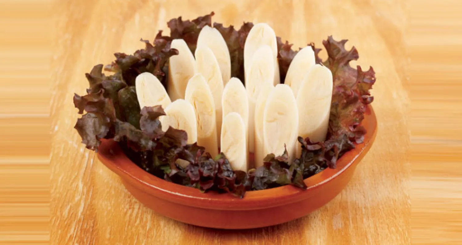 «لب النخيل» ضيف خفيف على المعدة والمائدة