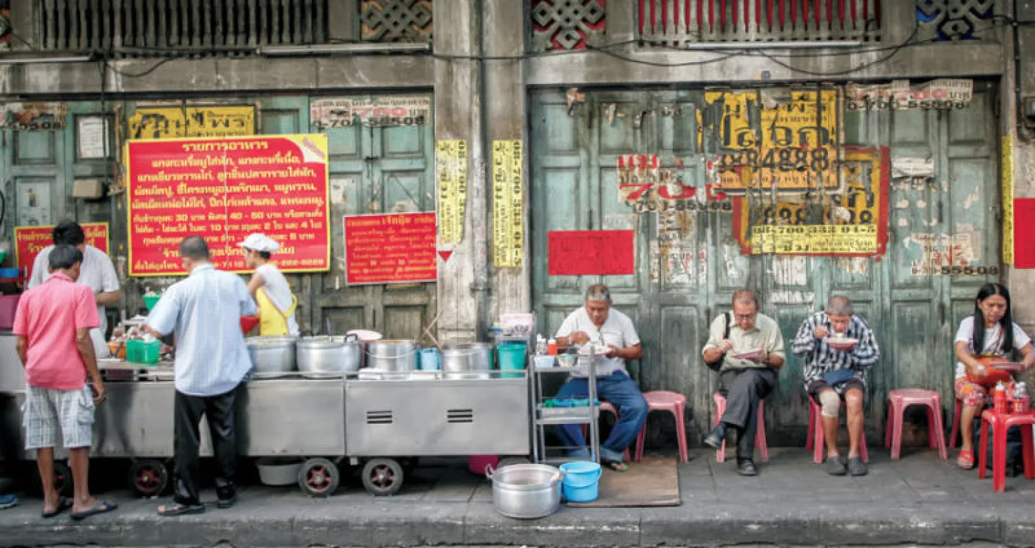 وجبات الشوارع في العالم الثالث بعضها خطر على الصحة العامة