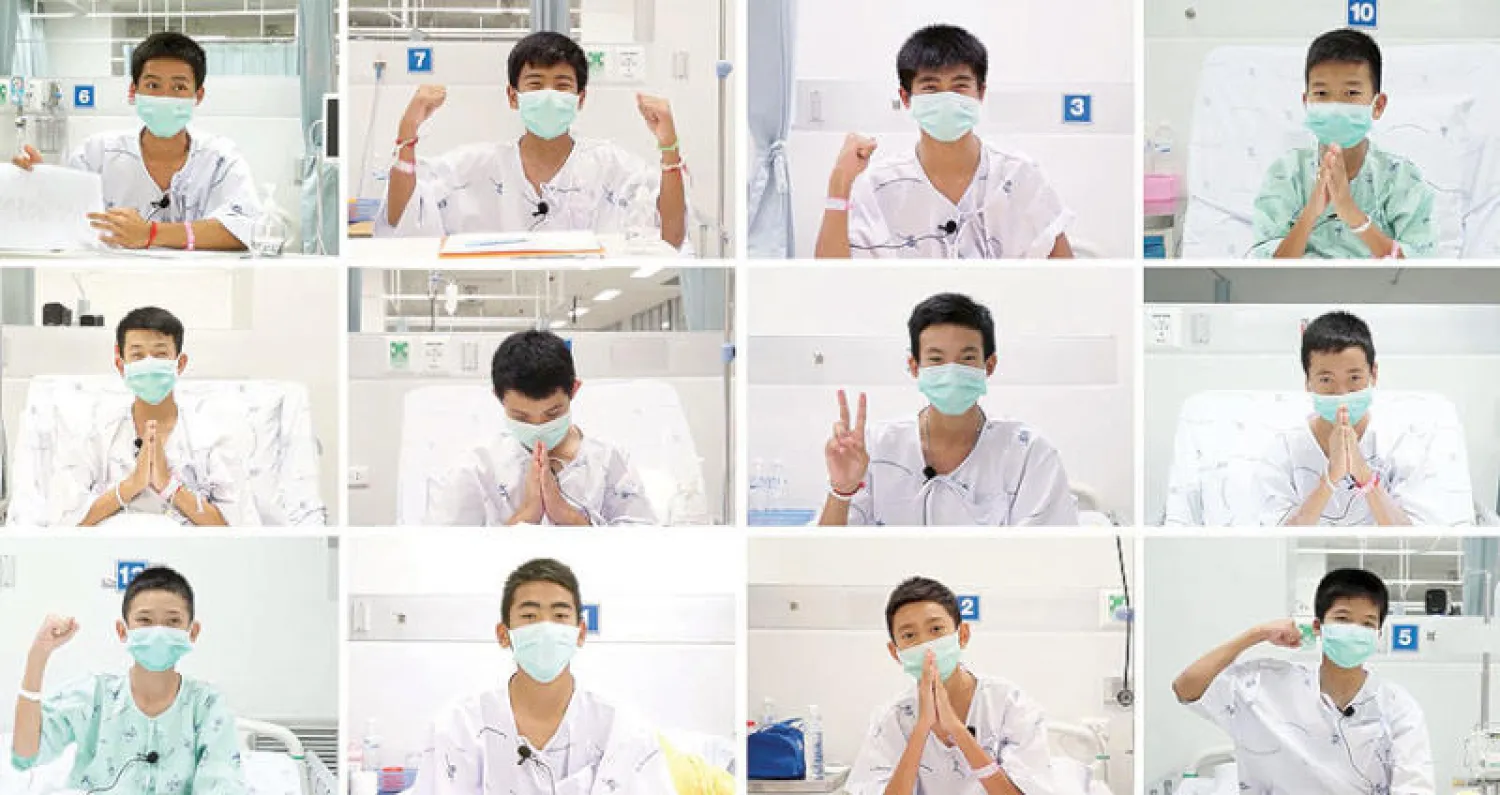 صورة وزعتها وزارة الصحة التايلاندية للفتيان الـ12 في المستشفى (أ.ف.ب)