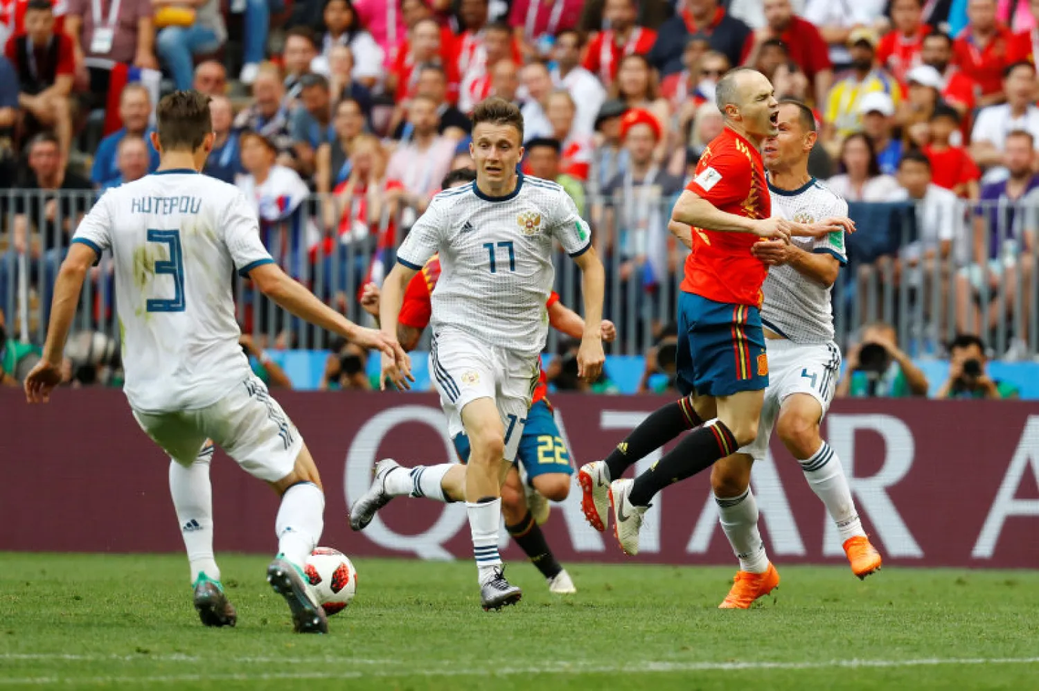 فشلت قطر في حماية حقوقها الحصرية رغم مليارات الدولارات التي دفعتها القناة لنيل الحقوق الحصرية في منطقة الشرق الأوسط (رويترز)