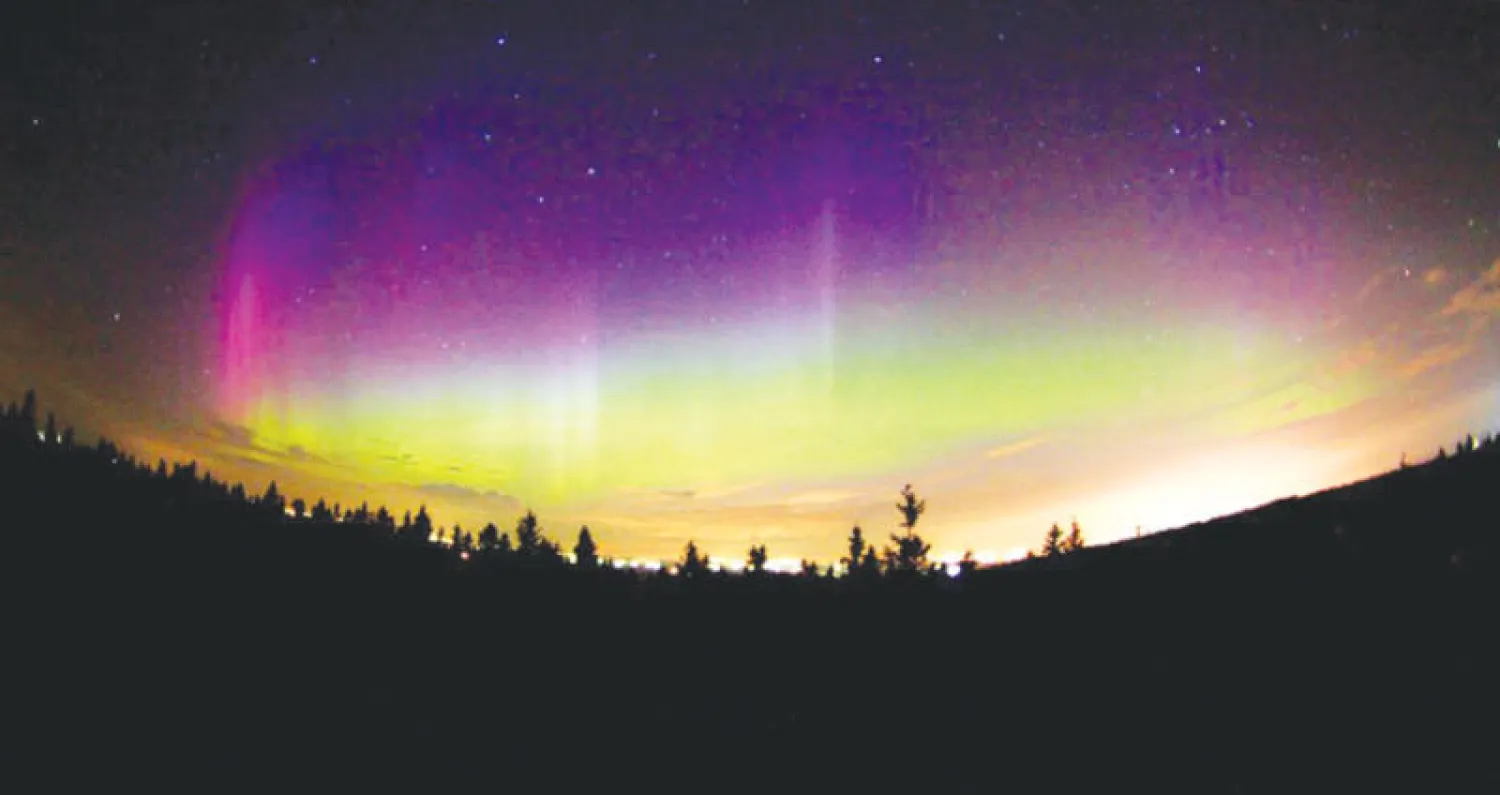 الأضواء الشمالية الخلابة