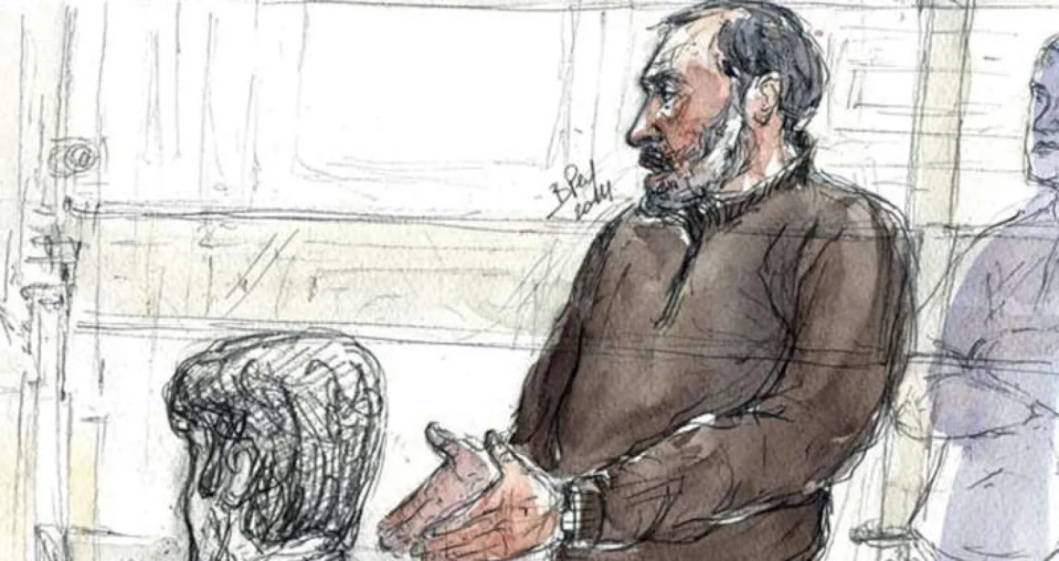 رسم لجمال بغال خلال مثوله أمام محكمة فرنسية بتهم التورط في أنشطة إرهابية (رويترز)