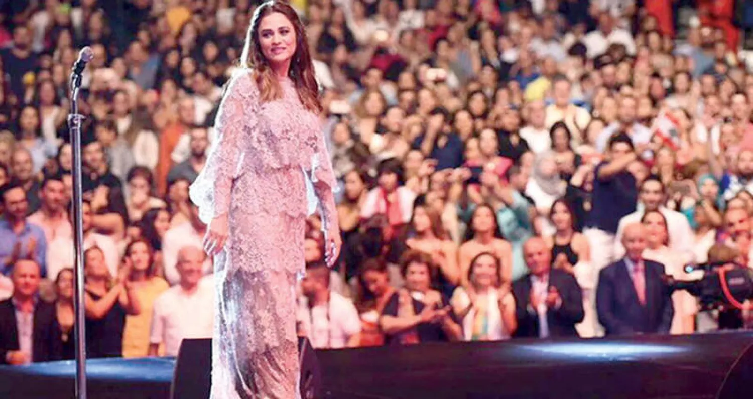 تحيي جوليا بطرس حفلتين غنائيتين اليوم وغداً في قلعة صور الأثرية