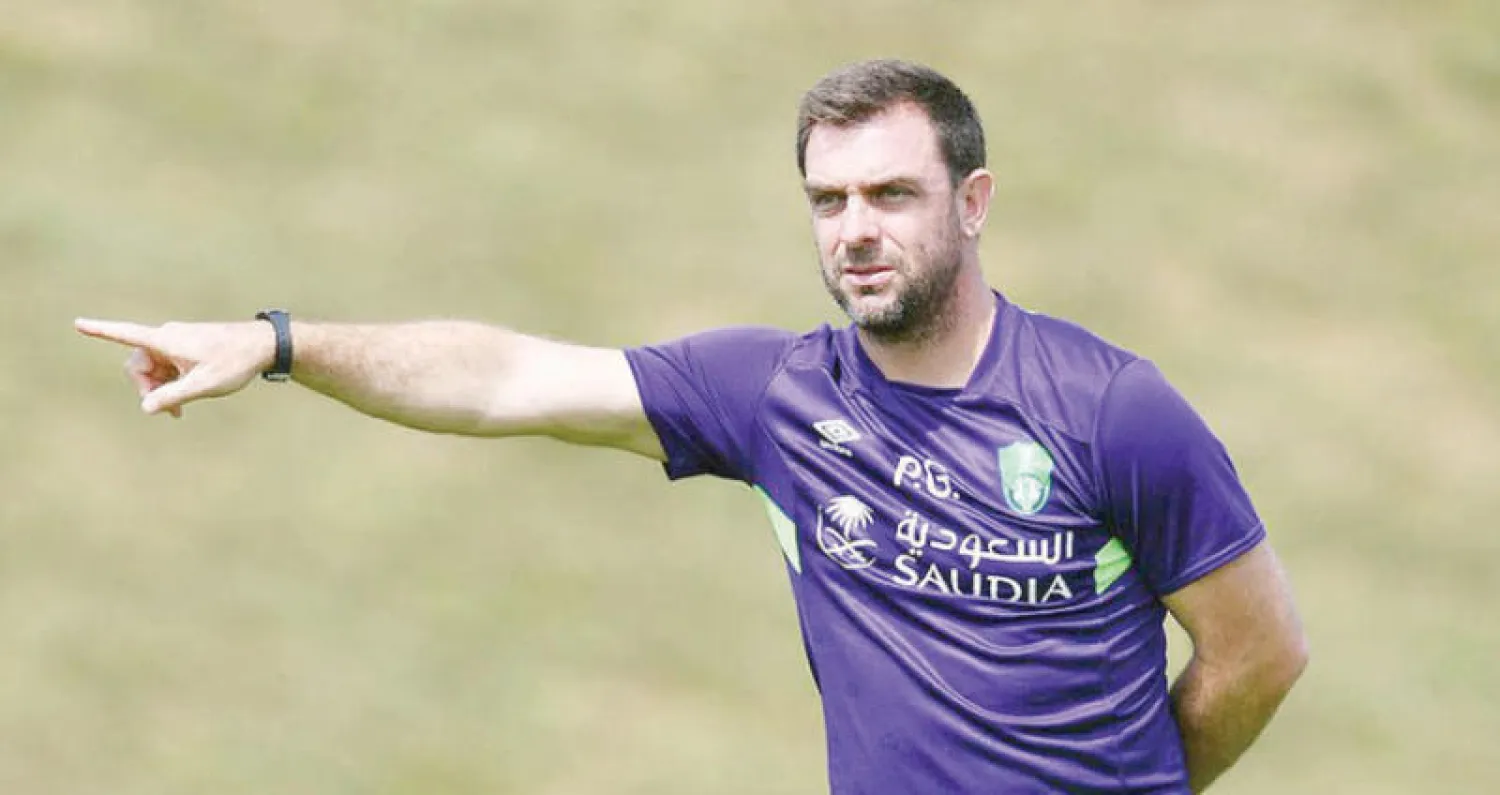 غويدي خلال إشرافه على تدريبات الفريق في النمسا (المركز الإعلامي للنادي الأهلي)