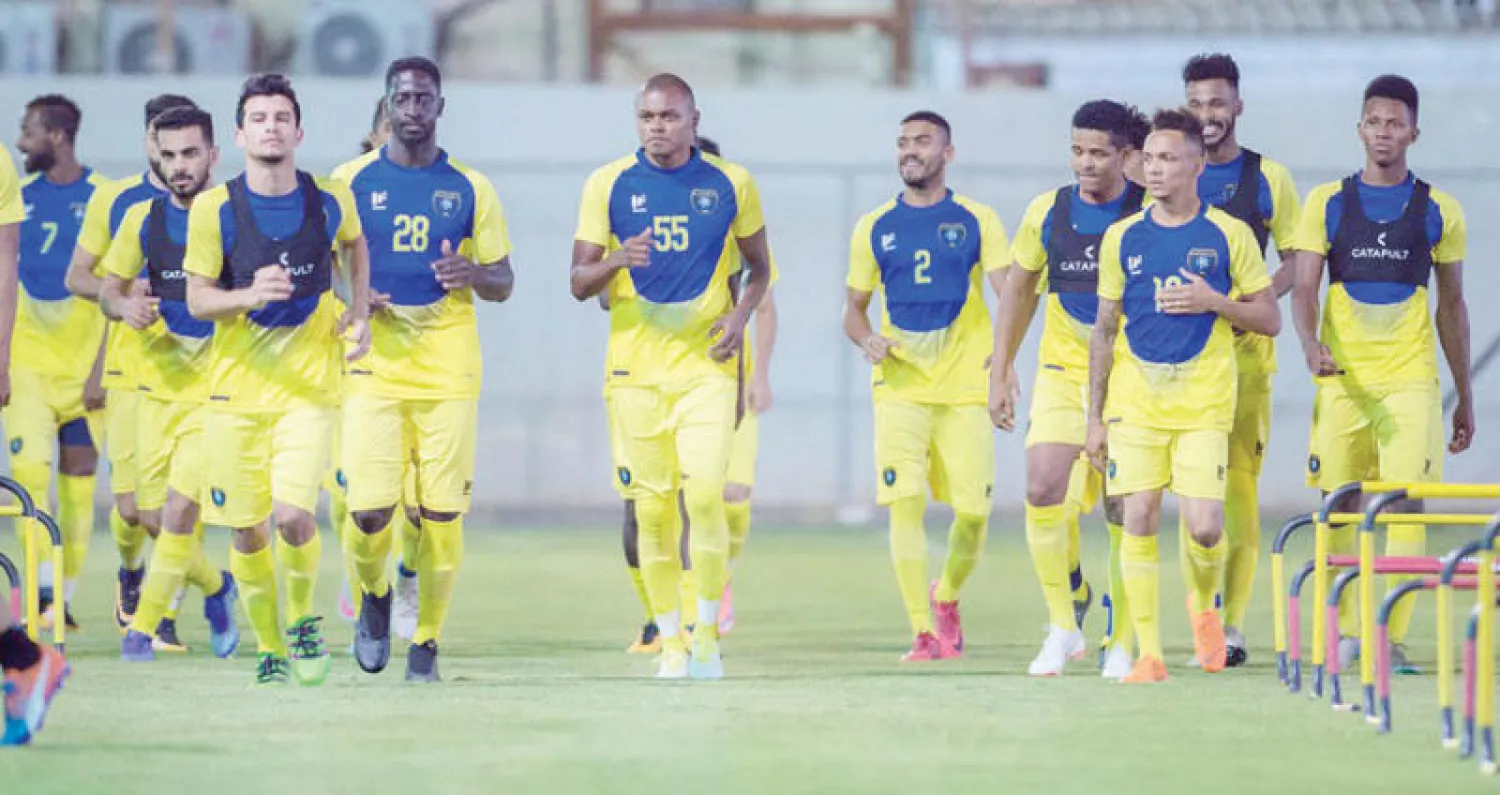 جانب من استعدادات التعاون للموسم الجديد («الشرق الأوسط»)