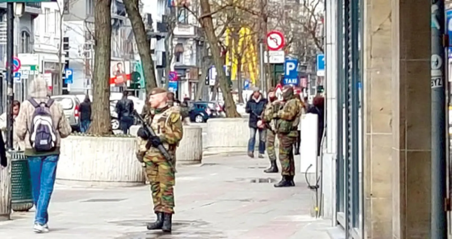 عناصر من الجيش البلجيكي في شوارع بروكسل عقب تفجيرات مارس 2016  (تصوير: عبد الله مصطفى)