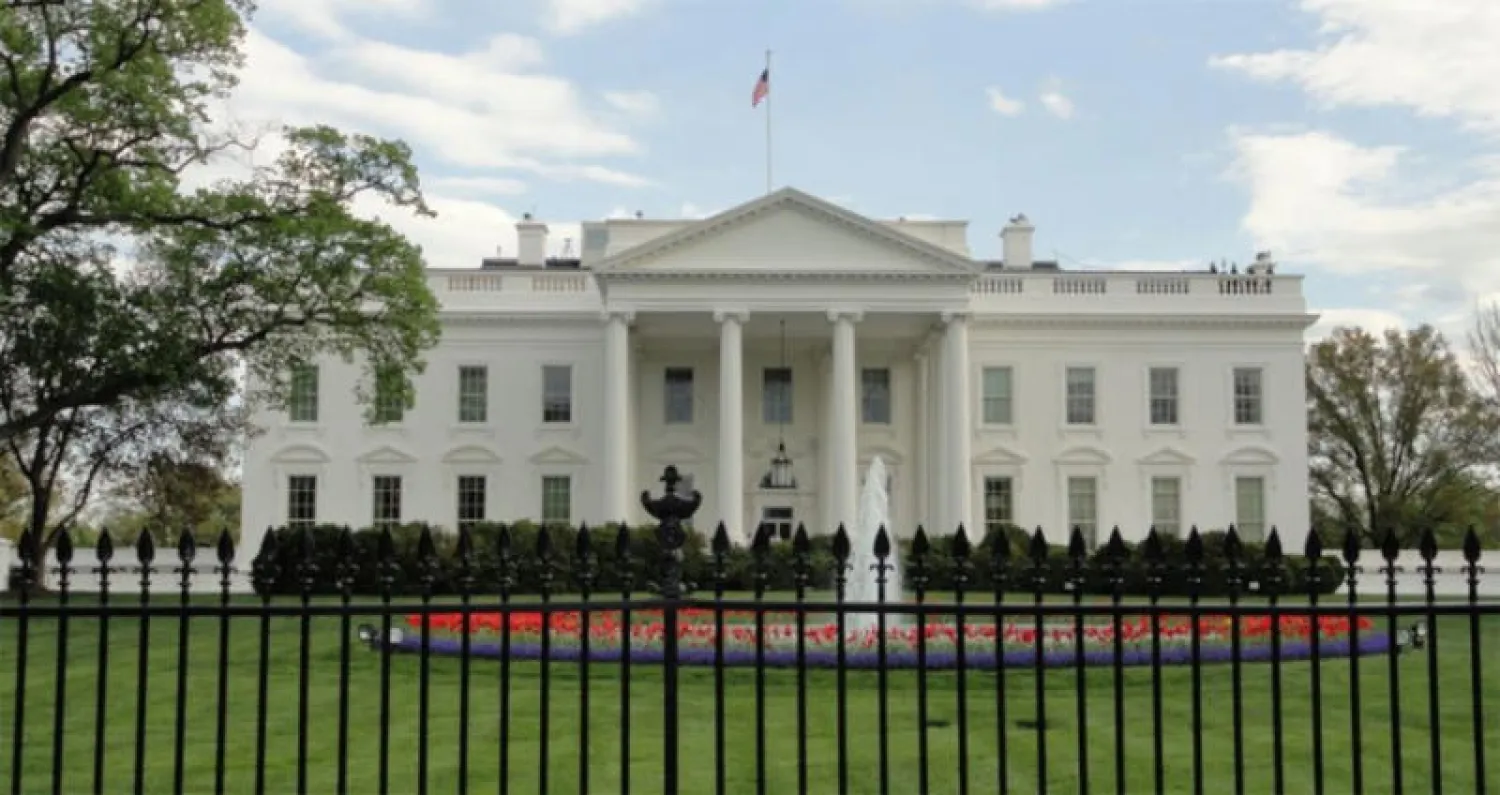 البيت الأبيض يواجه انتقادات بعد إبعاد مراسلة {سي إن إن} من مؤتمر صحافي