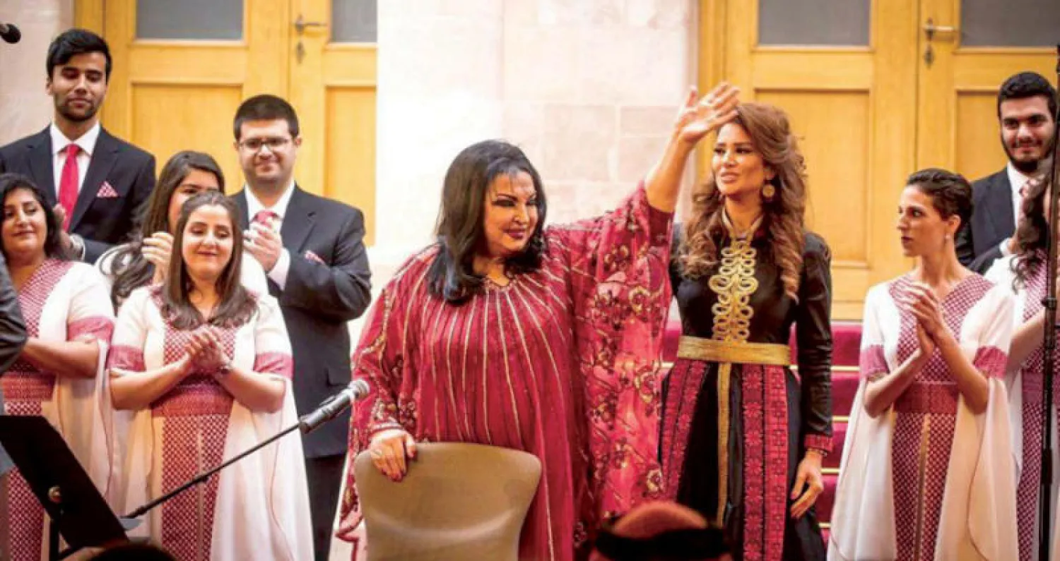 المطربة اللبنانية خلال إحيائها حفلة غنائية بمناسبة اليوم الوطني الأردني في عام 2017 بدعوة من الملك عبد الله الثاني