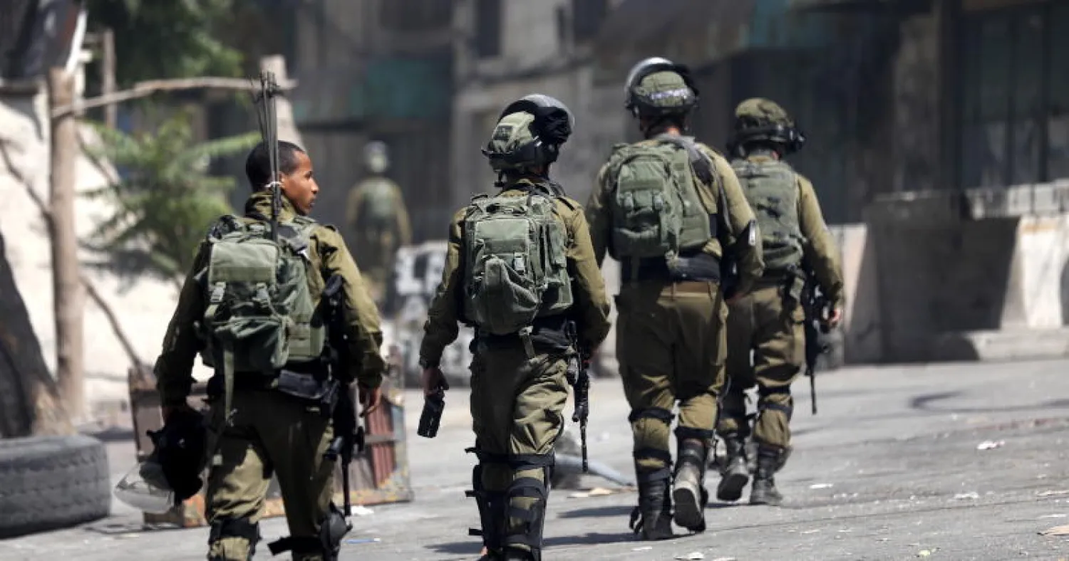 عناصر من القوات الإسرائيلية في الضفة الغربية (إ.ب.أ)