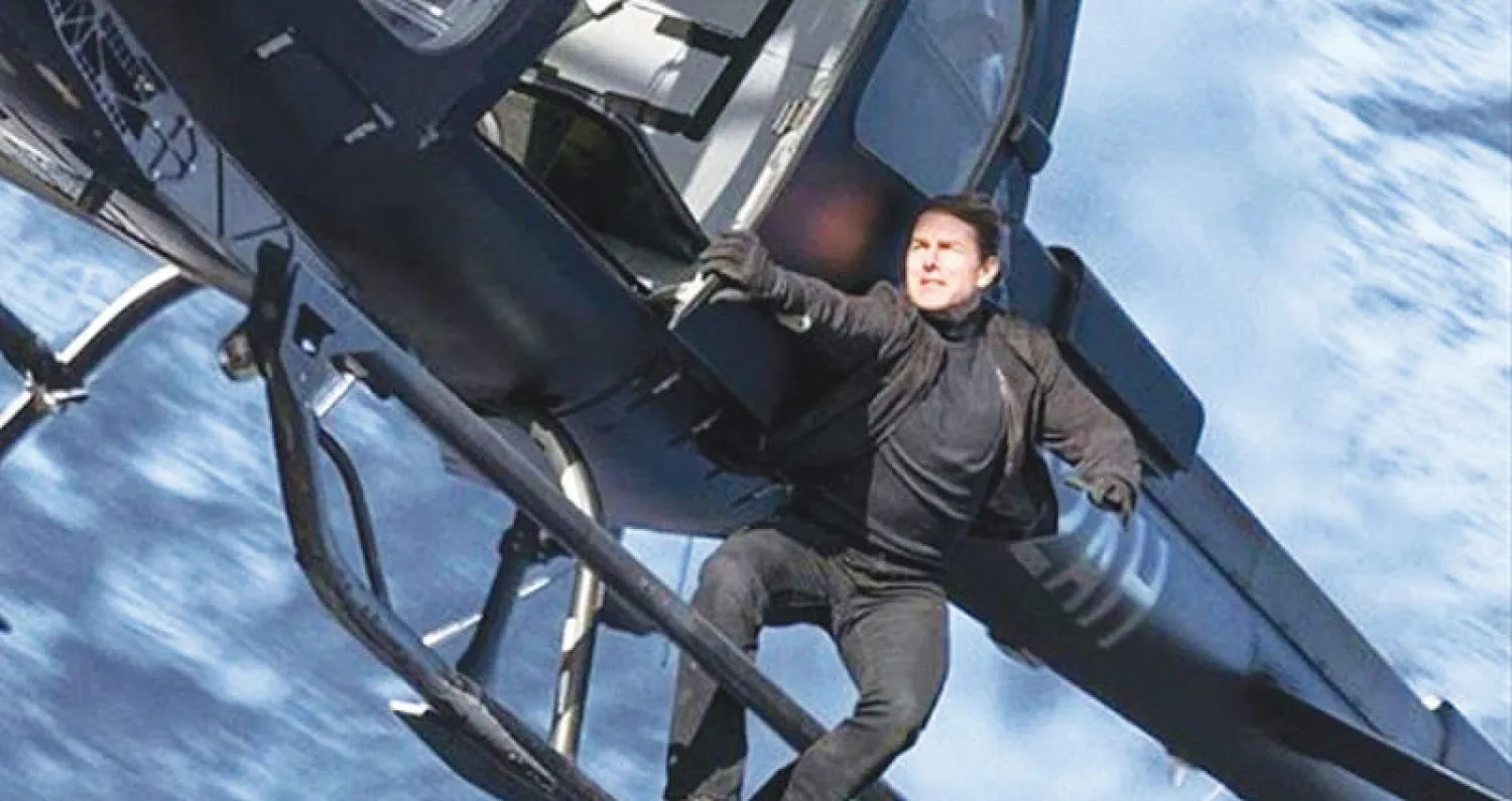 توم كروز محلقاً