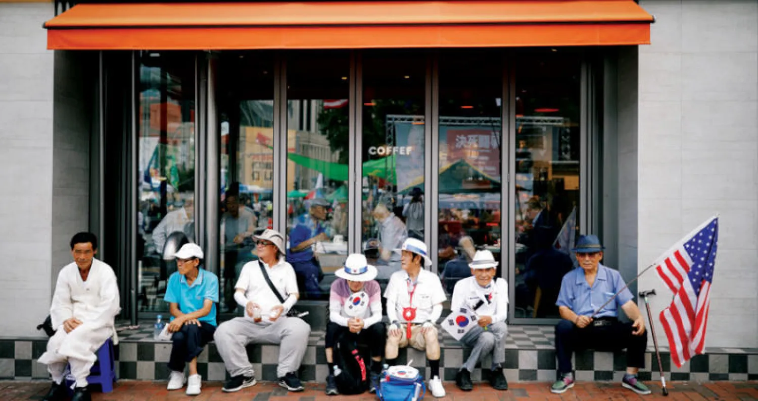 كوريون جنوبيون يتظاهرون ضد الشمال في سيول السبت (رويترز)