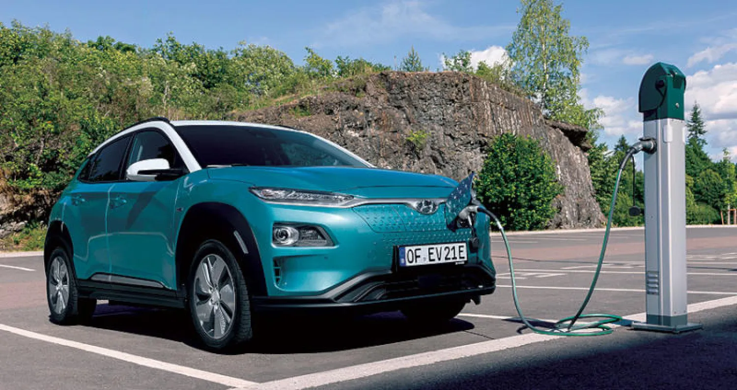 سيارة كونا الكهربائية الجديدة