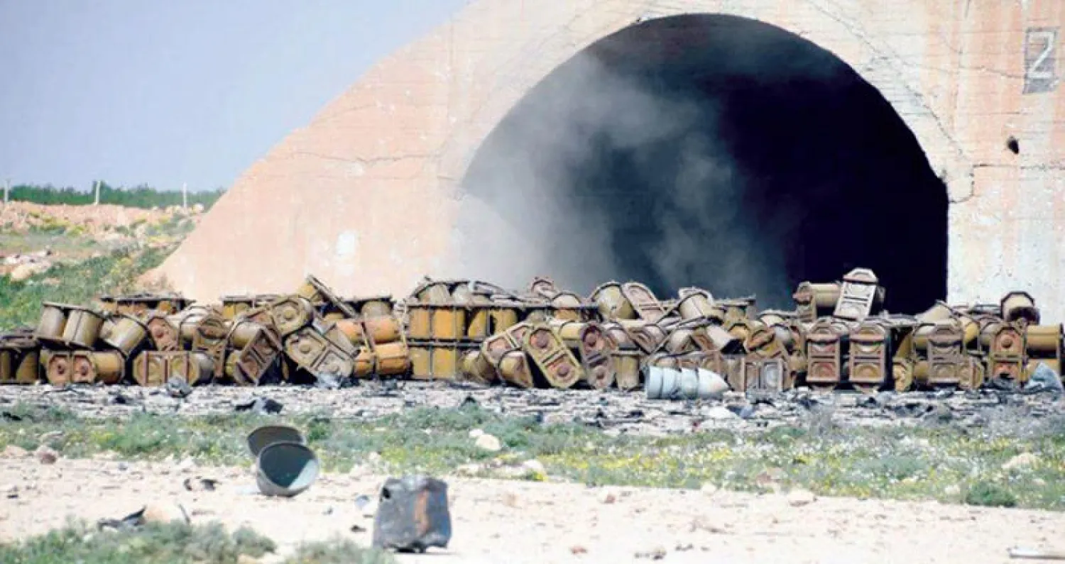 مطار الشعيرات بعد قصفه من القوات الأميركية في أبريل 2017 (سبوتنيك)