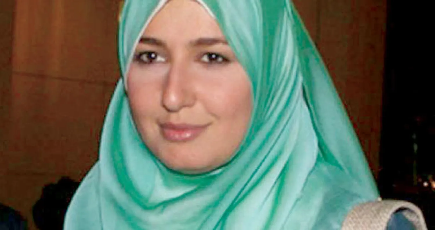 الممثلة المصرية حلا شيحة بالحجاب