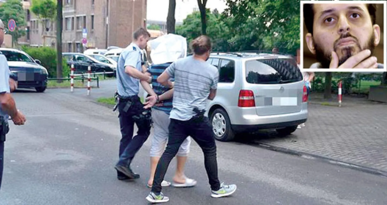 التونسي سيف الدين م. لحظة اعتقاله منتصف يونيو الماضي في كولون («الشرق الأوسط») - (في الإطار) منير المتصدق («الشرق الأوسط»)