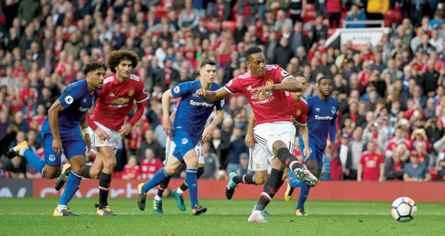 مارسيال... أراد مورينيو التخلص منه وتمسك به مانشستر يونايتد