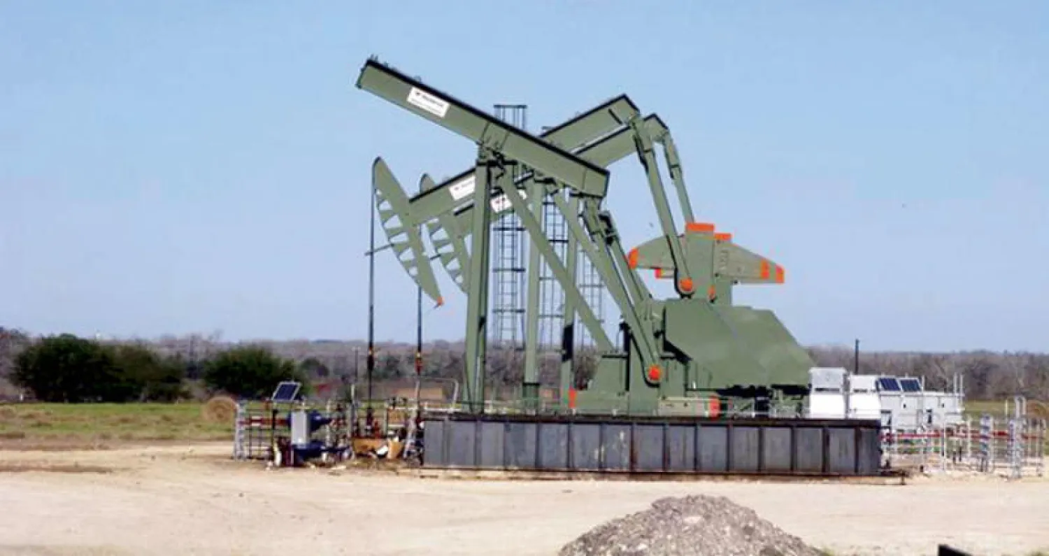 منشأة نفطية في مدينة تكساس الأميركية (رويترز)