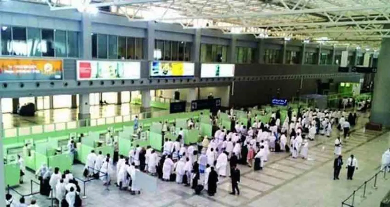 توافد حجاج قطر عبر الكويت