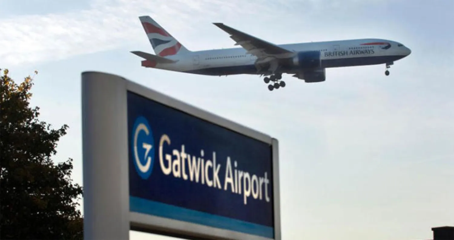 سجن فرنسي في بريطانيا قدم بلاغاً كاذباً ليلحق برحلة جوية