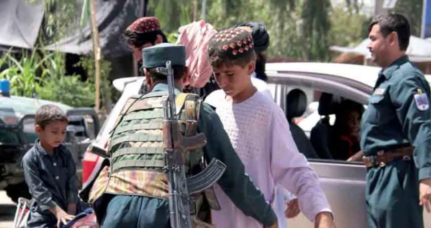 إجراءات أمنية مشددة خارج ولاية هلمند عشية عيد الأضحى (إ.ب.أ)