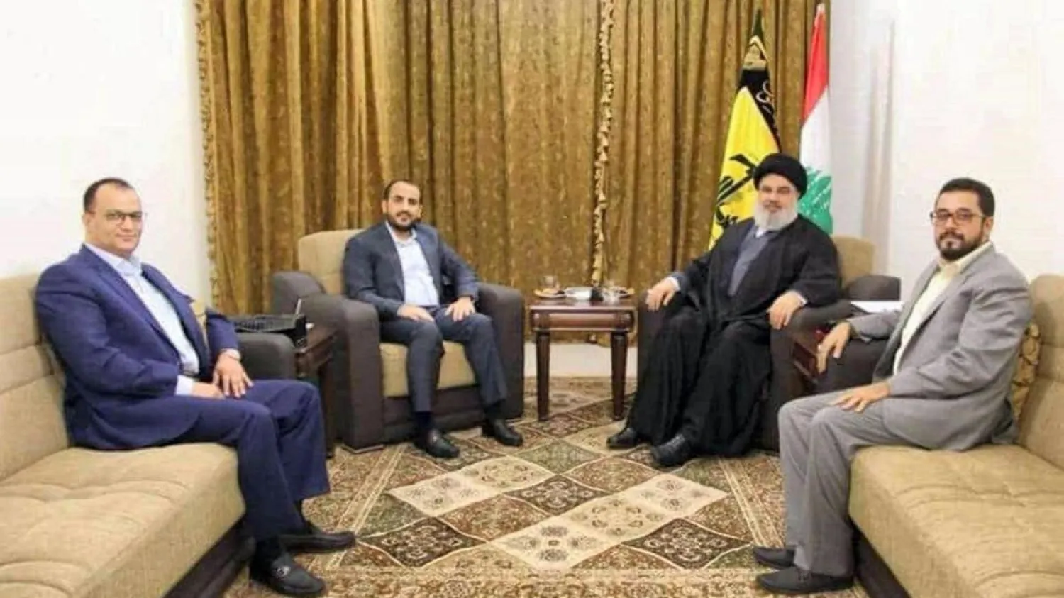 Photo circulated by Houthi-owned media stations of the meeting with Hezbollah Secretary General Hassan Nasrallah.
