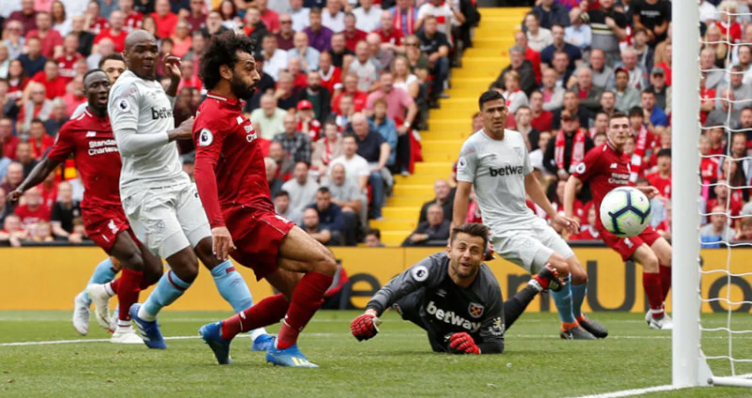 صلاح يفتتح رباعية ليفربول أمام وستهام (رويترز)