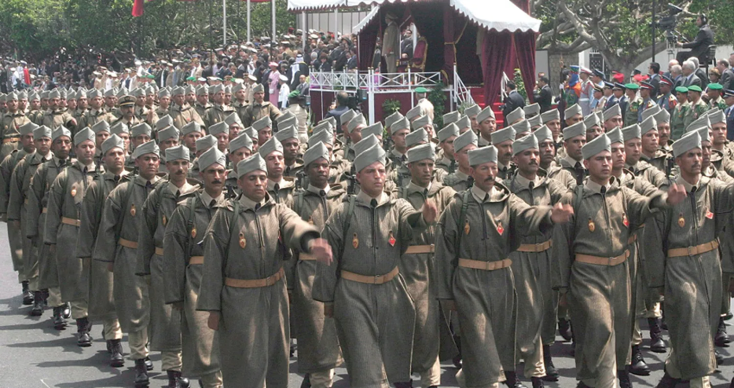 جنود مغاربة يشاركون في احتفال بعيد القوات المسلحة الملكية في الرباط عام 2006 (أ.ب)