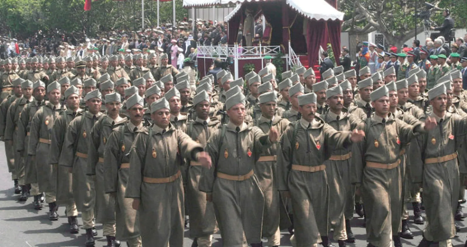 جنود مغاربة يشاركون في احتفال بعيد القوات المسلحة الملكية في الرباط عام 2006 (أ.ب)