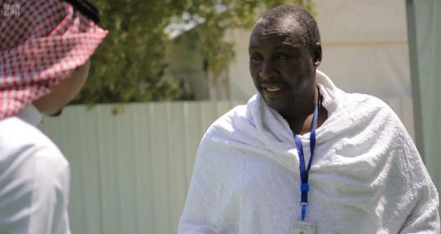 أحد الحجاج من أسر شهداء السودان الذين تمت استضافتهم على نفقة الملك سلمان بن عبد العزيز (واس)