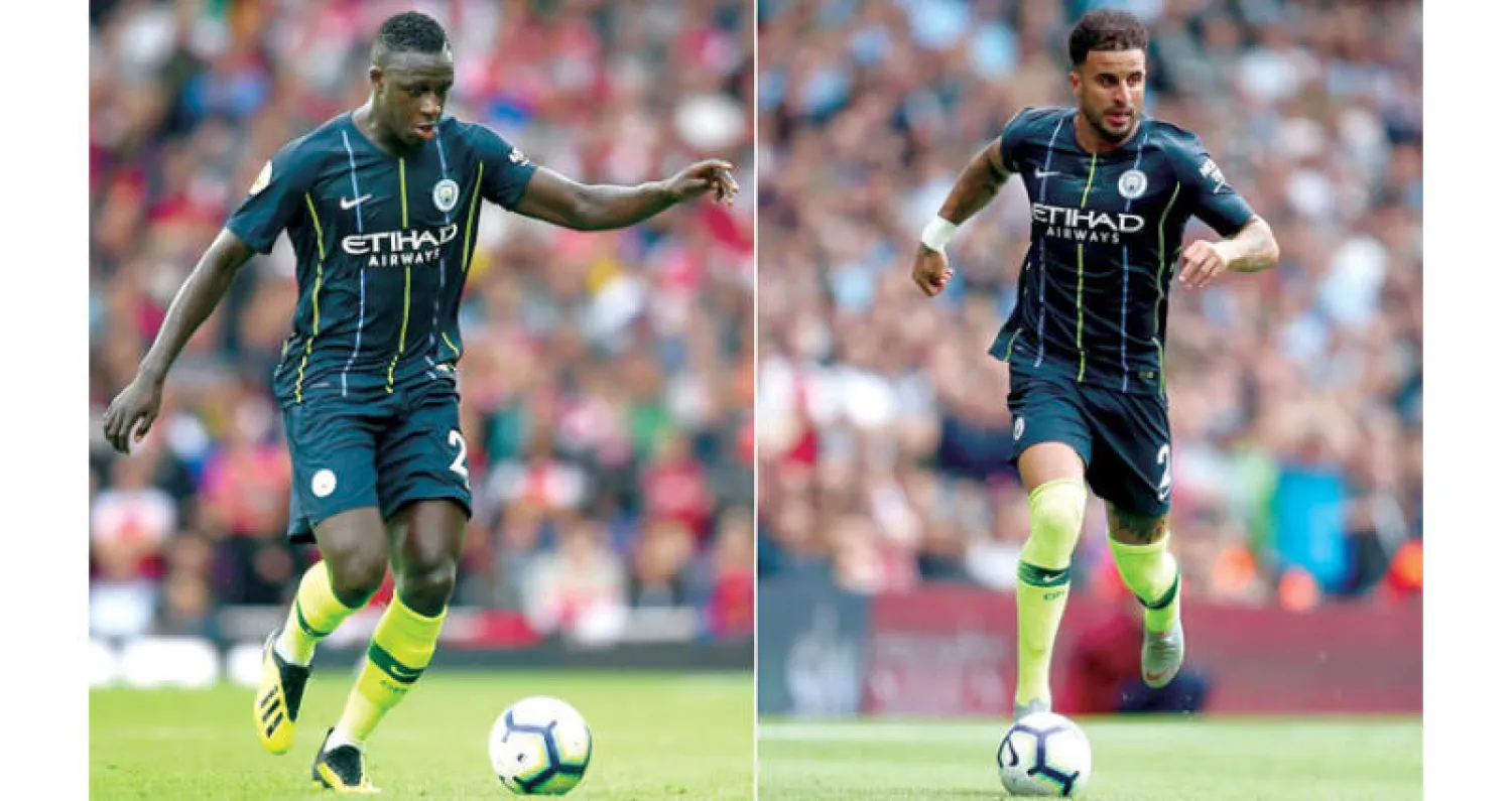 الظهيران كايل ووكر وبنجامين ميندي يلعبان دوراً مهماً في انتصارات مانشستر سيتي
