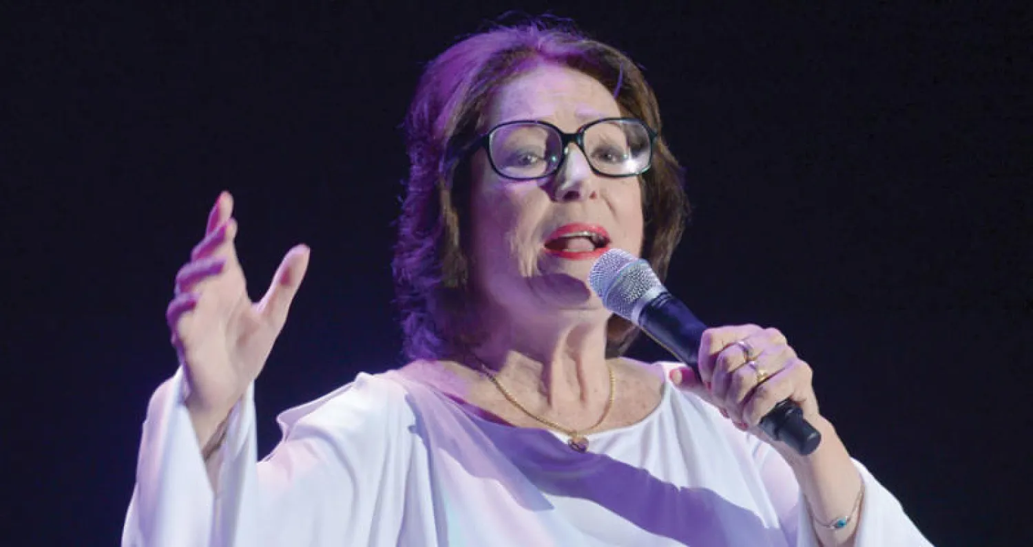 نانا موسكوري في حفل أحيته أول أيام عيد الأضحى ضمن مهرجانات بيبلوس الدّوليّة (إ.ب.أ)