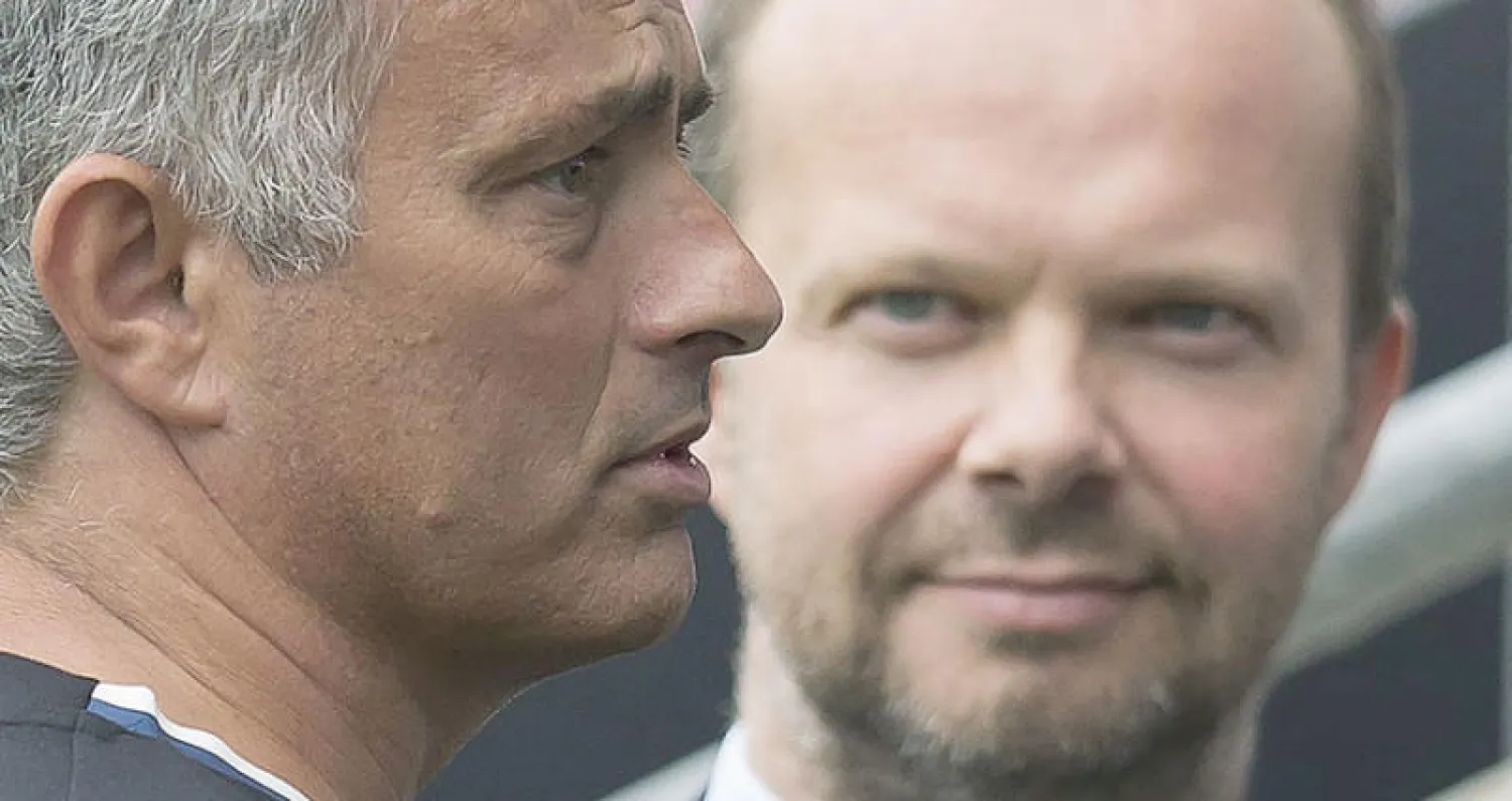 وودوارد يمكن أن يستغني عن خدمات مورينيو إذا لم تتحسن الأوضاع مع يونايتد