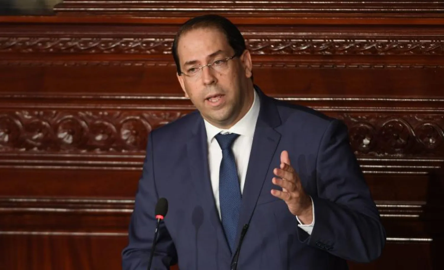 رئيس الوزراء التونسي يوسف الشاهد (أ.ف.ب)