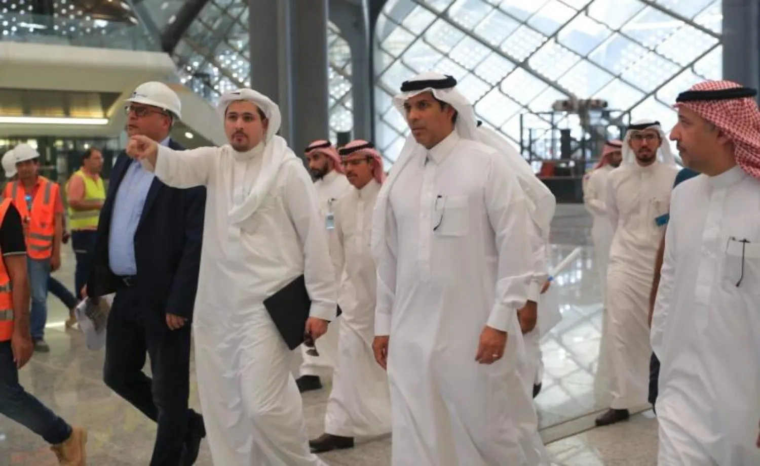 وزير النقل السعودي يطمئن على جاهزية قطار الحرمين