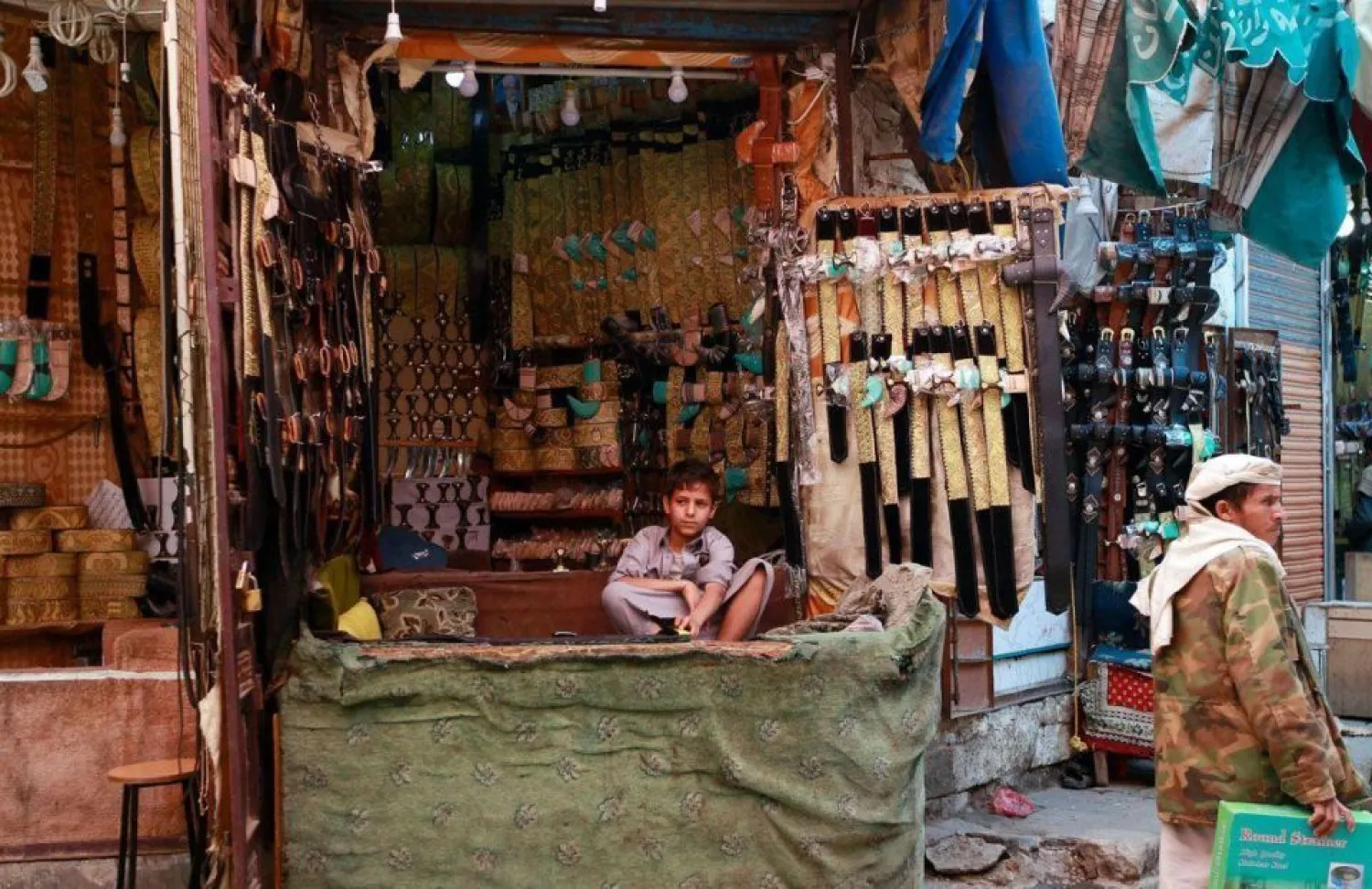 Yemeni FM Yamani says the legitimate government was prepared to go beyond Geneva to provide relief to the people. (Getty Images)