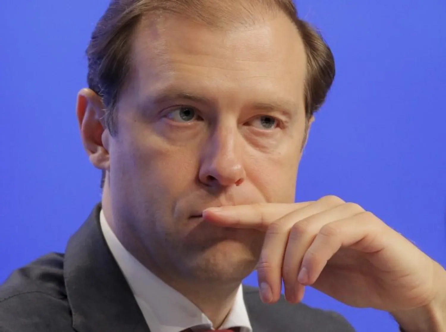 وزير الصناعة والتجارة الروسي دينيس مانتوروف (رويترز)