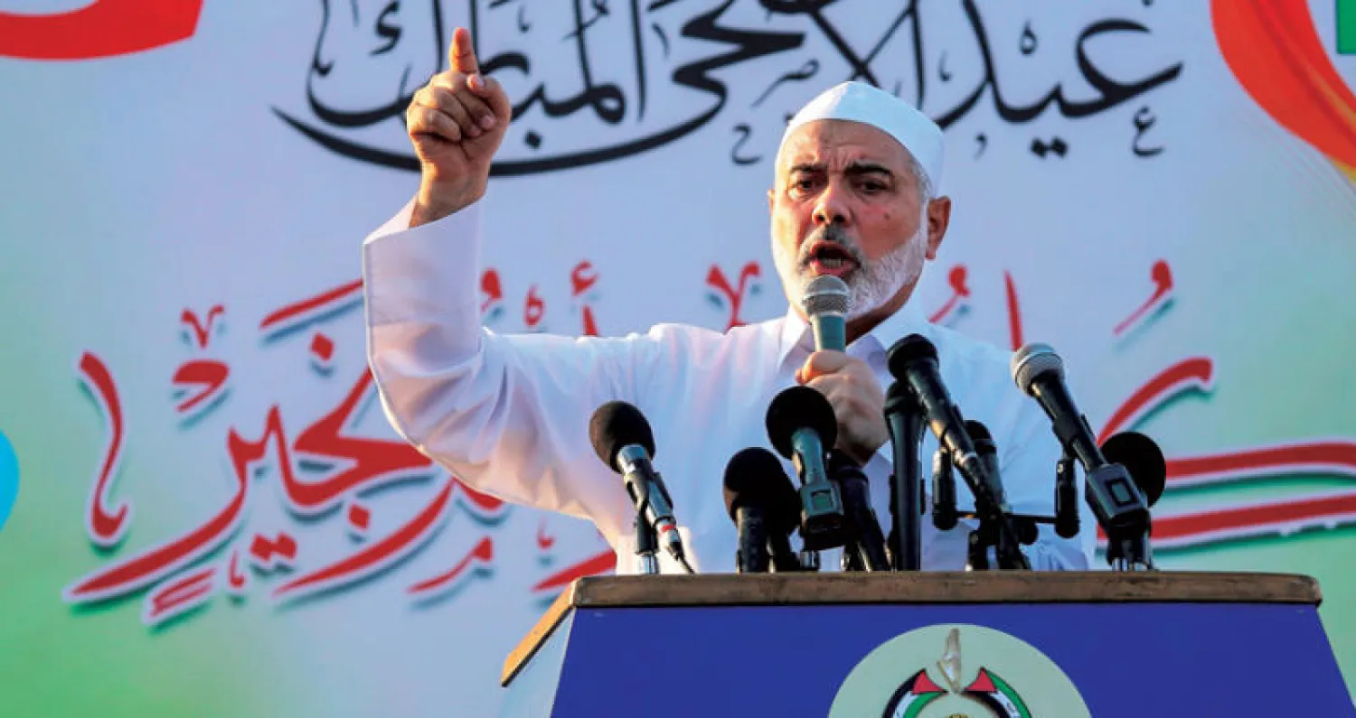 زعيم «حماس» إسماعيل هنية خلال خطبة الاحتفال بعيد الأضحى في مدينة غزة في أغسطس الماضي (أ.ف.ب)