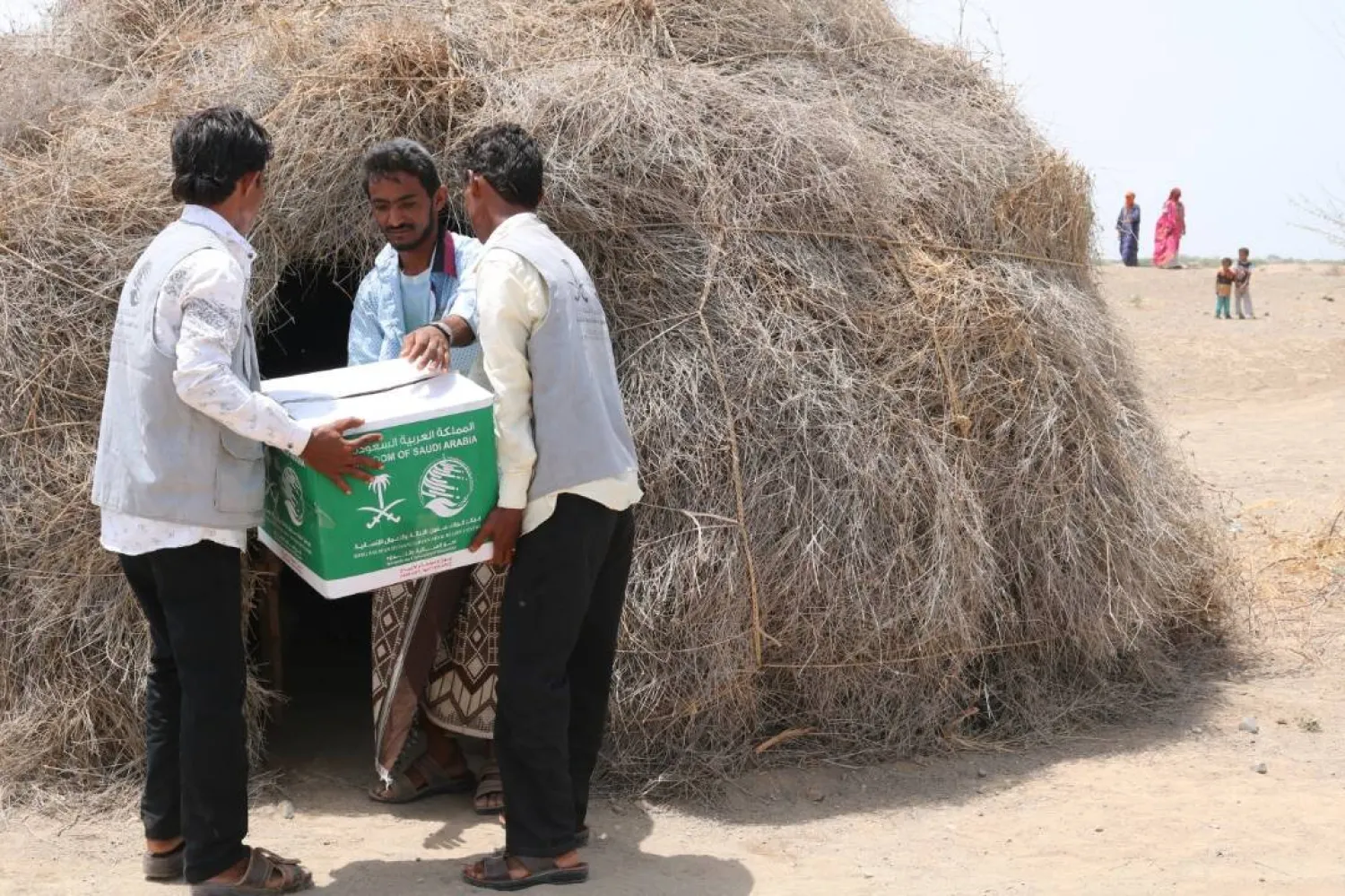 KSRelief continues its distribution of aid in Yemen. (SPA)