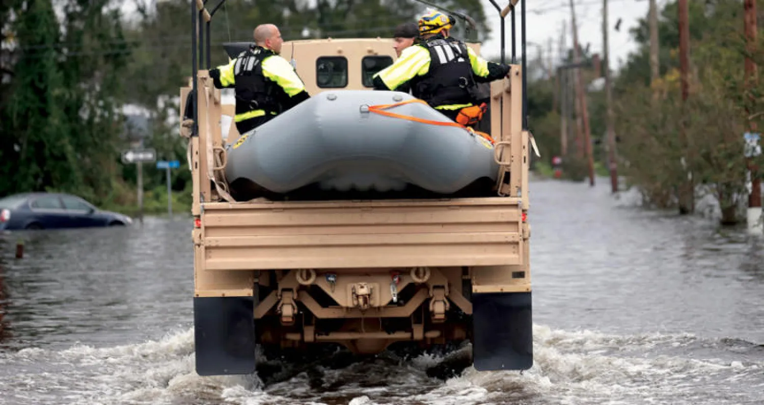 قوات الحرس الوطني في مدينة نيو بيرن في نورث كارولينا(أ.ب)