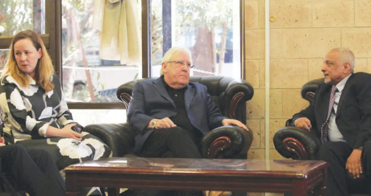 المبعوث الأممي لدى وصوله إلى صنعاء أمس (إ..ب.أ)