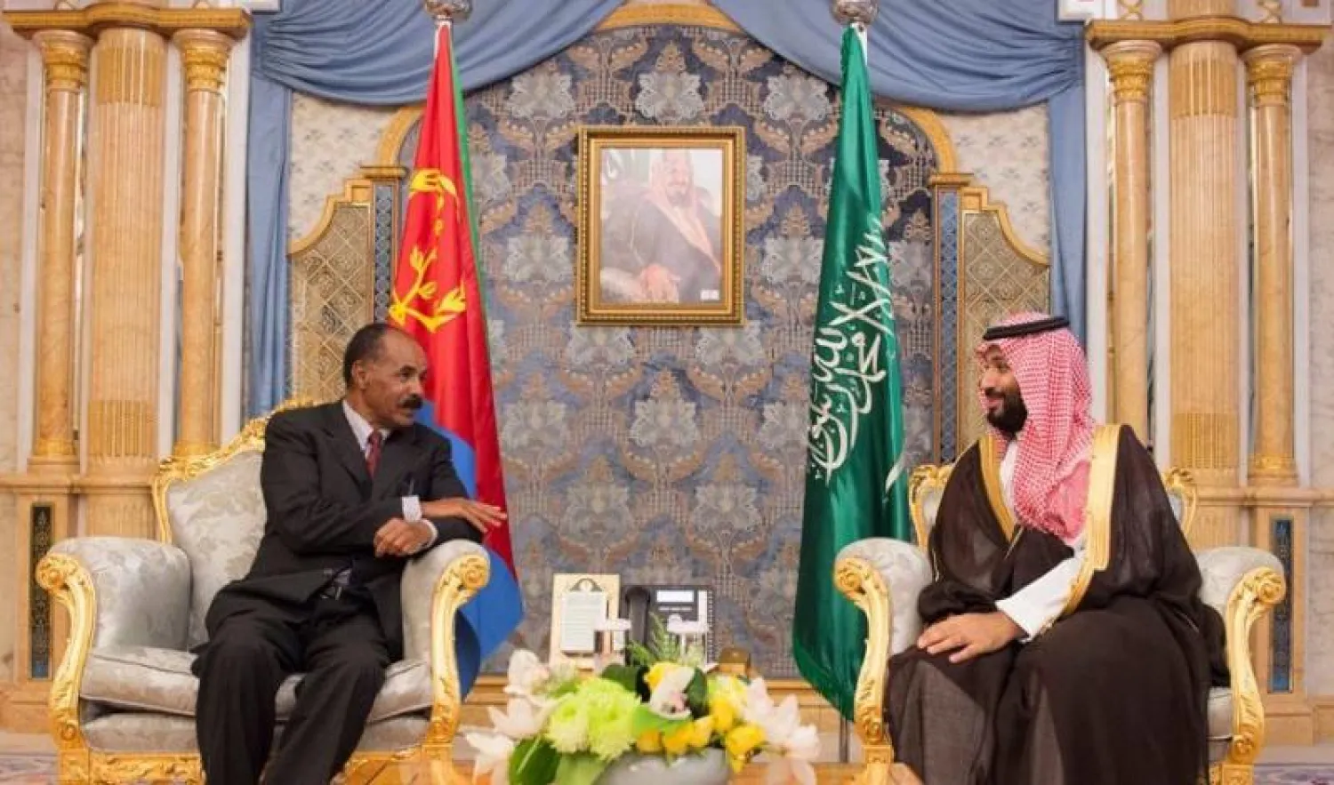 ولي العهد السعودي الأمير محمد بن سلمان بن عبد العزيز يلتقي الرئيس الإريتري أسياس أفورقي بجدة (واس)