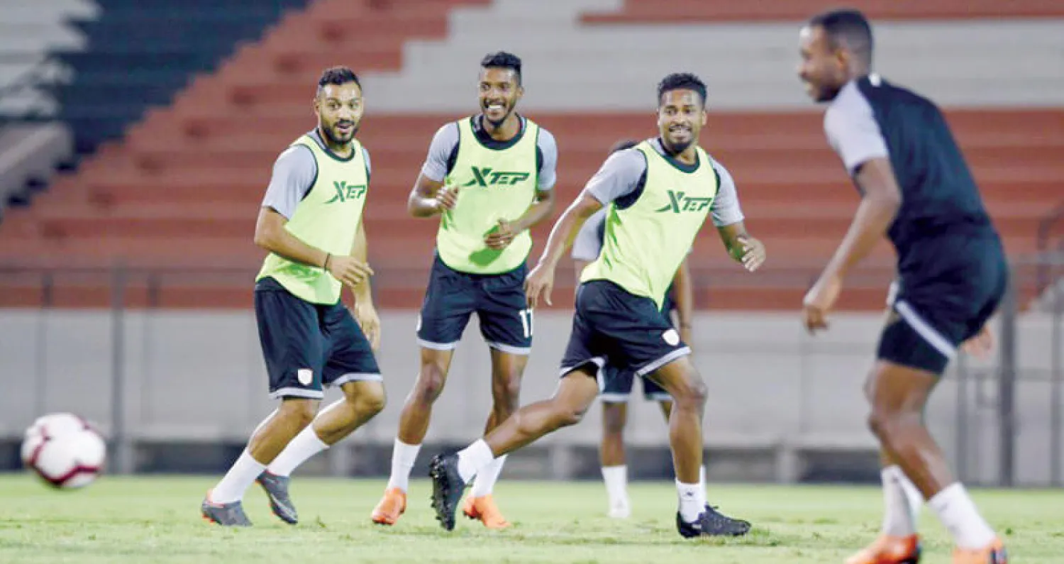 من تدريبات الشباب الأخيرة (المركز الإعلامي بنادي الشباب)