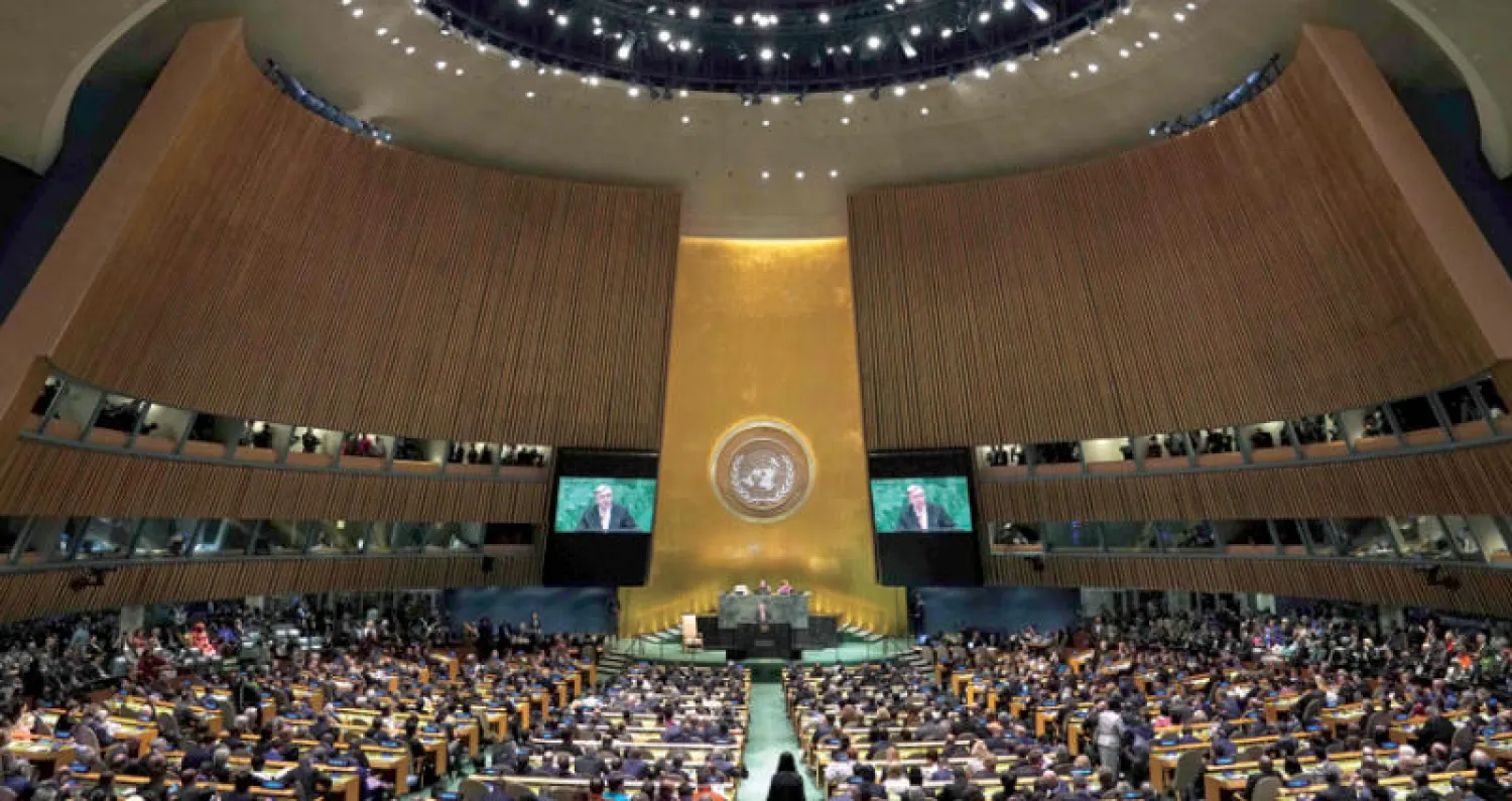 غوتيريش يلقي الكلمة الافتتاحية لأعمال الجمعية العامة بنيويورك أمس (أ.ف.ب)