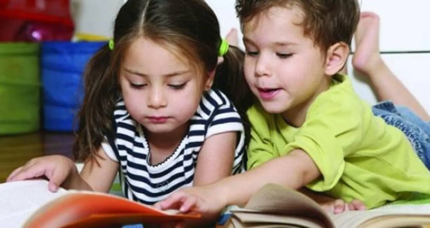 القراءة والكتابة تقلل مخاطر الأمراض العقلية لدى الأطفال