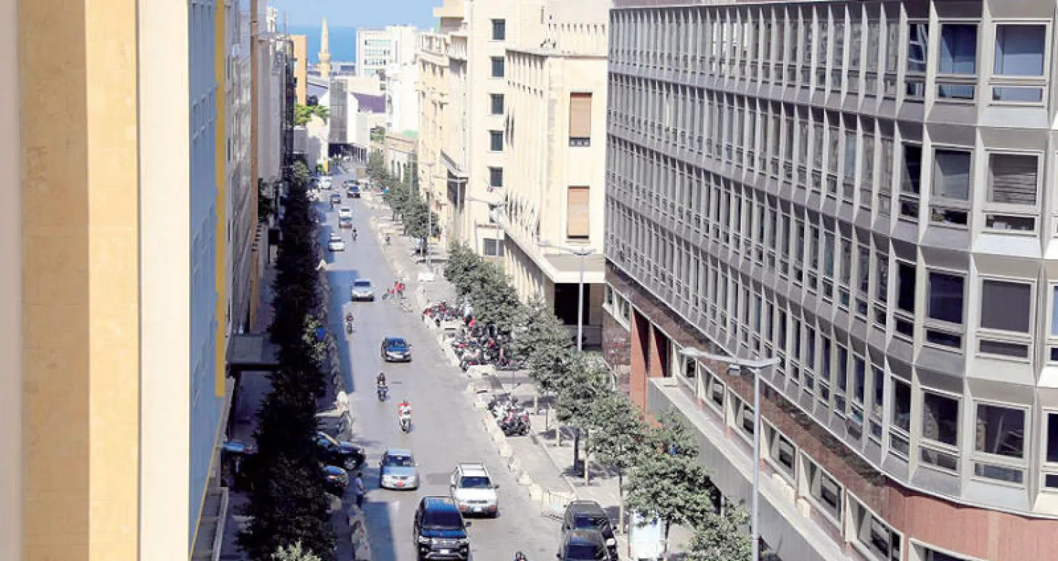 توقعت «ستاندرد اند بورز» ارتفاع متوسّط عجز الموازنة العامة اللبنانية إلى 11 في المائة خلال 3 سنوات (رويترز)