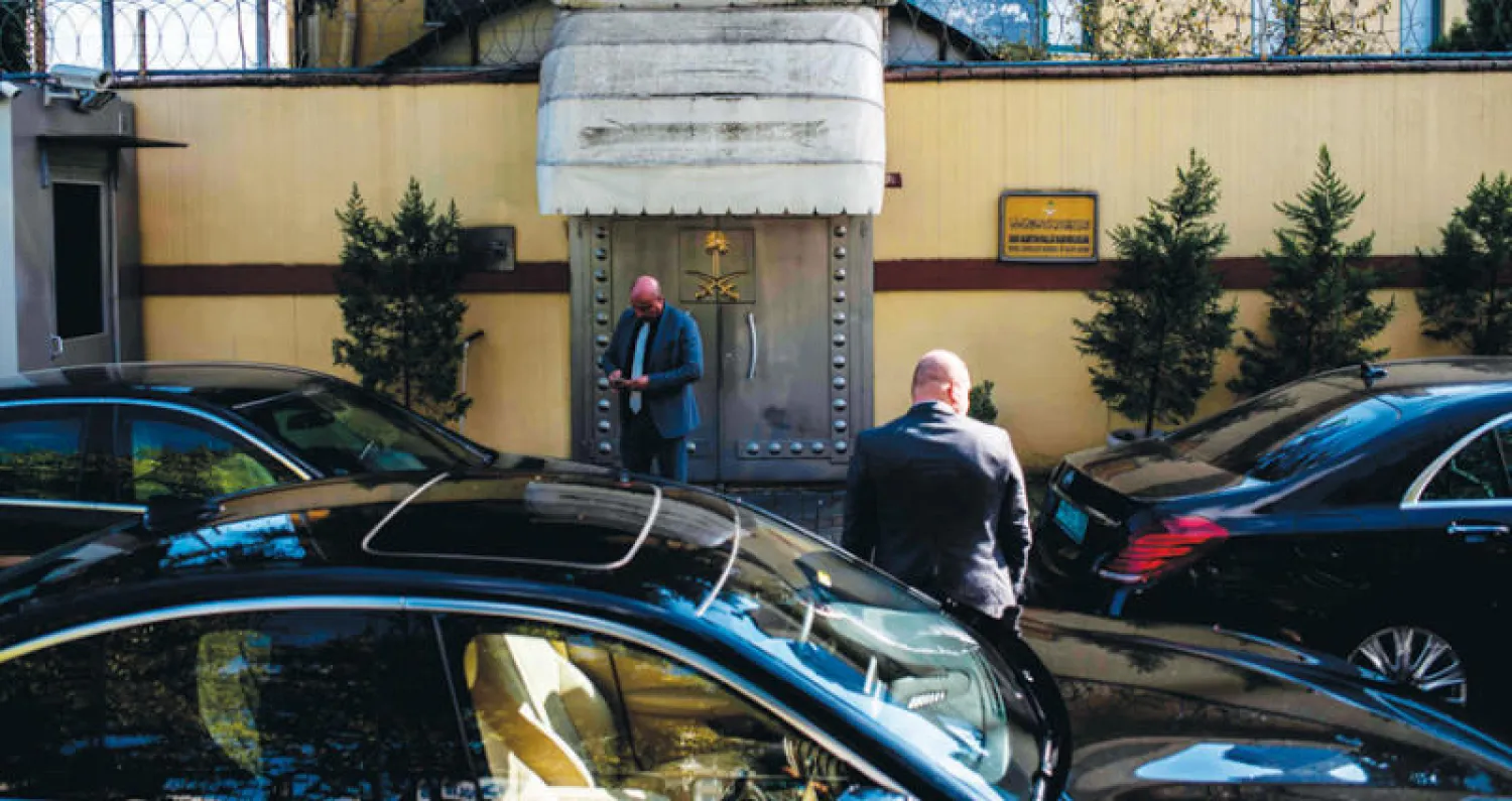 القنصلية السعودية في إسطنبول أمس (أ.ف.ب)