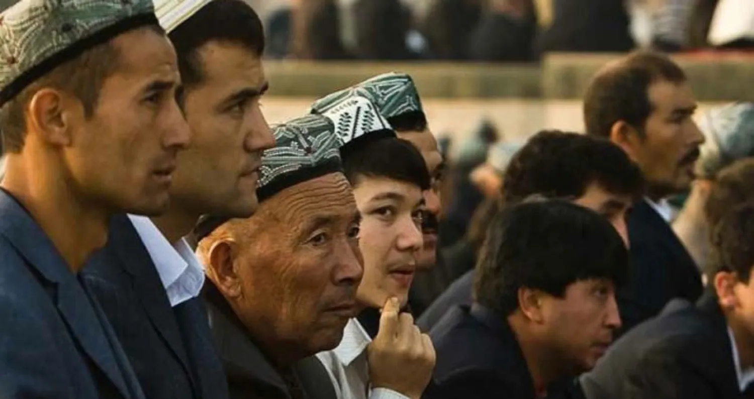 الصين تدافع عن «معسكرات إعادة التأهيل»