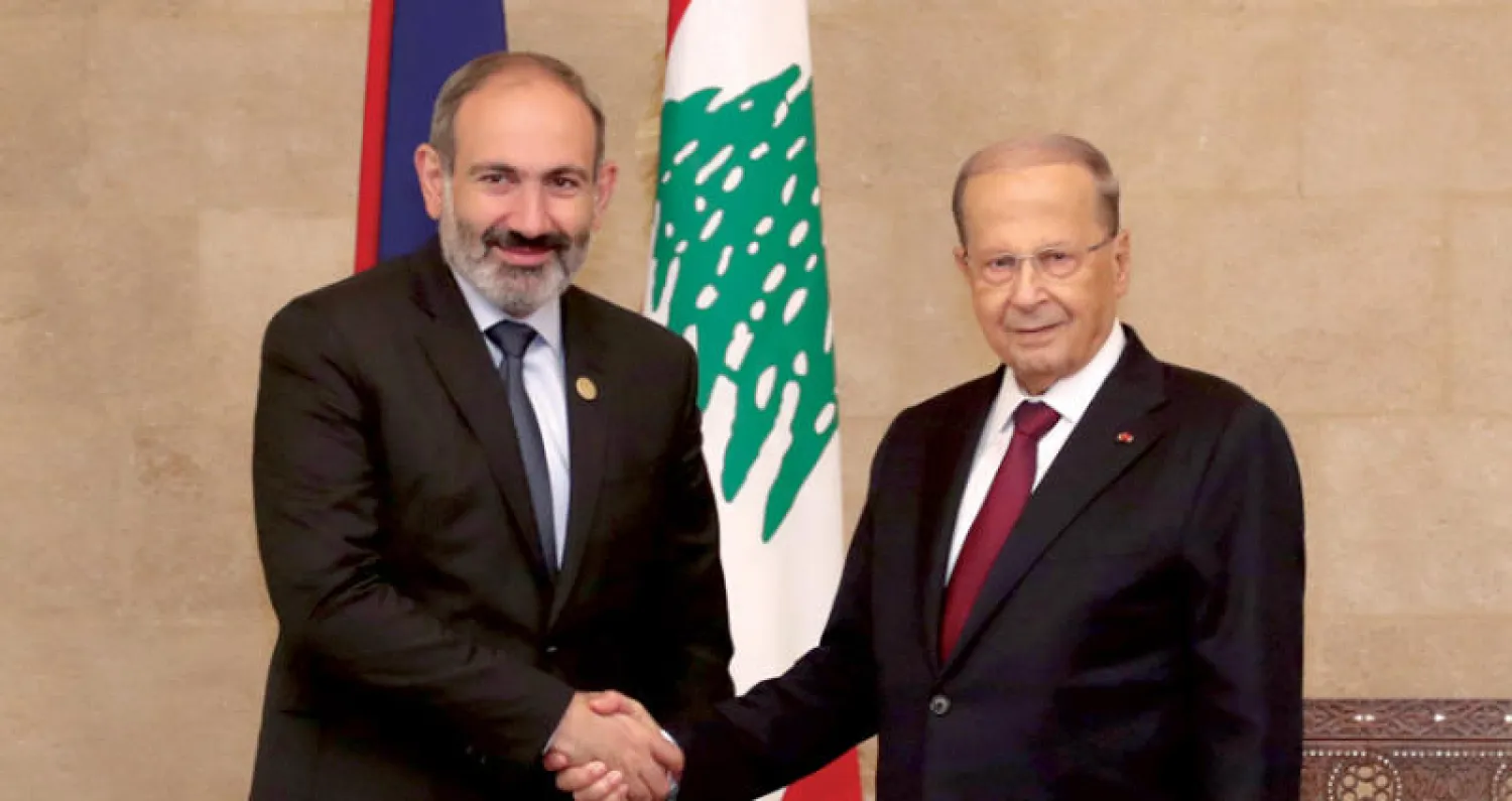 الرئيس ميشال عون خلال استقبال رئيس وزراء أرمينيا في قصر بعبدا أمس (دالاتي ونهرا)